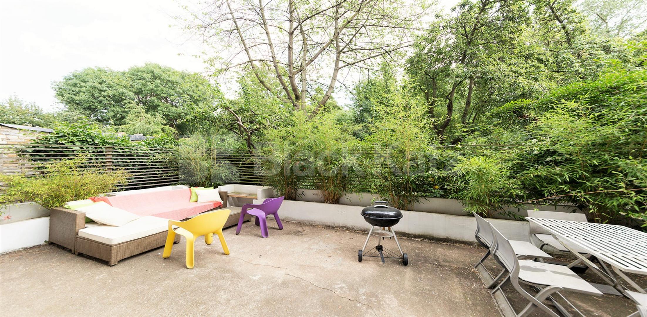 Private Garden  Milton Road, Acton Central